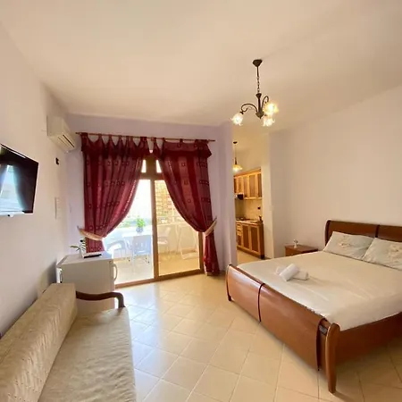 Hotel Shqiponja 3* Shëngjin