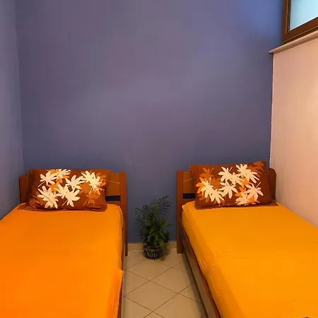 Hotel Shqiponja